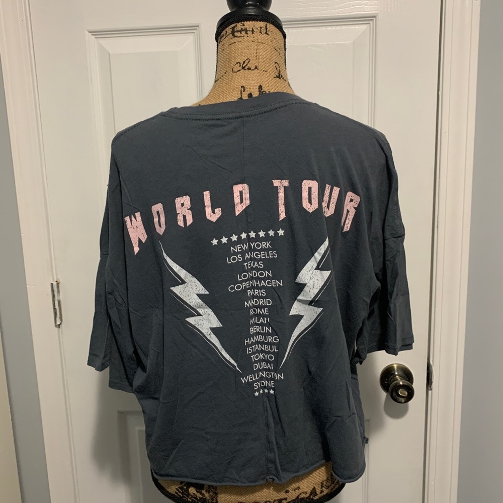 Crop top - Picture 2 of 2
